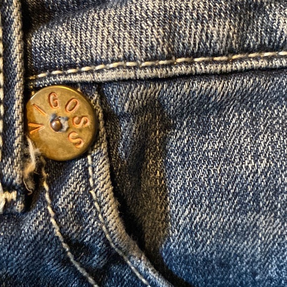 Vigoss Jeans mini denim skirt with buttoned back pockets - Picture 6 of 13